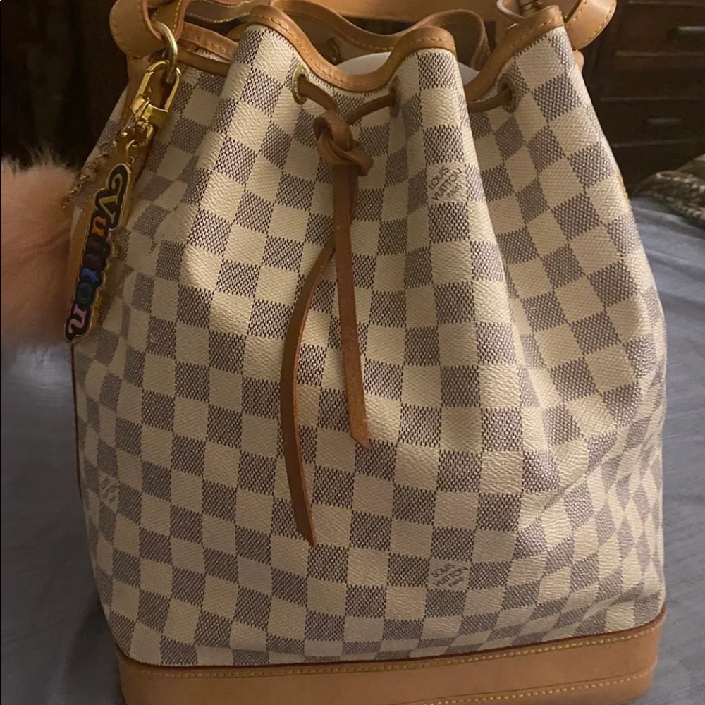 Authentic Louis Vuitton Damier Azur Noe GM bag
